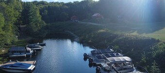 Le Calumet - Lakefront