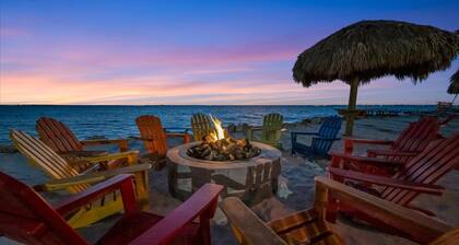 Waterfront Resort Condo | Heated Pool, Bar & Grill