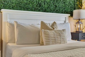 1 bedroom, travel crib, WiFi, bed sheets