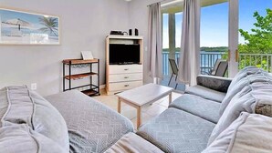 Living area - Waterfront Condo w/ Private Balcony & Heated Pool (St. Petersburg)