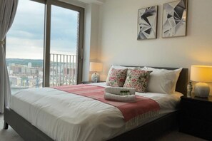 1 bedroom, desk, iron/ironing board, travel cot