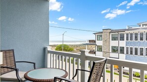 Property grounds - Modern 1BR w/ Ocean Views & Parking - OCNJ (Ocean City)