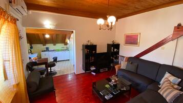 Apartment (Two bedroom apartment) | Living room