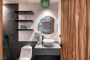 تجهيزات دش، مجففات شعر، مناشف