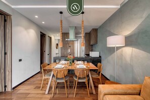 تناول الطعام