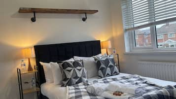 1 chambre, fer et planche Ă repasser, lit parapluie, Wi-Fi