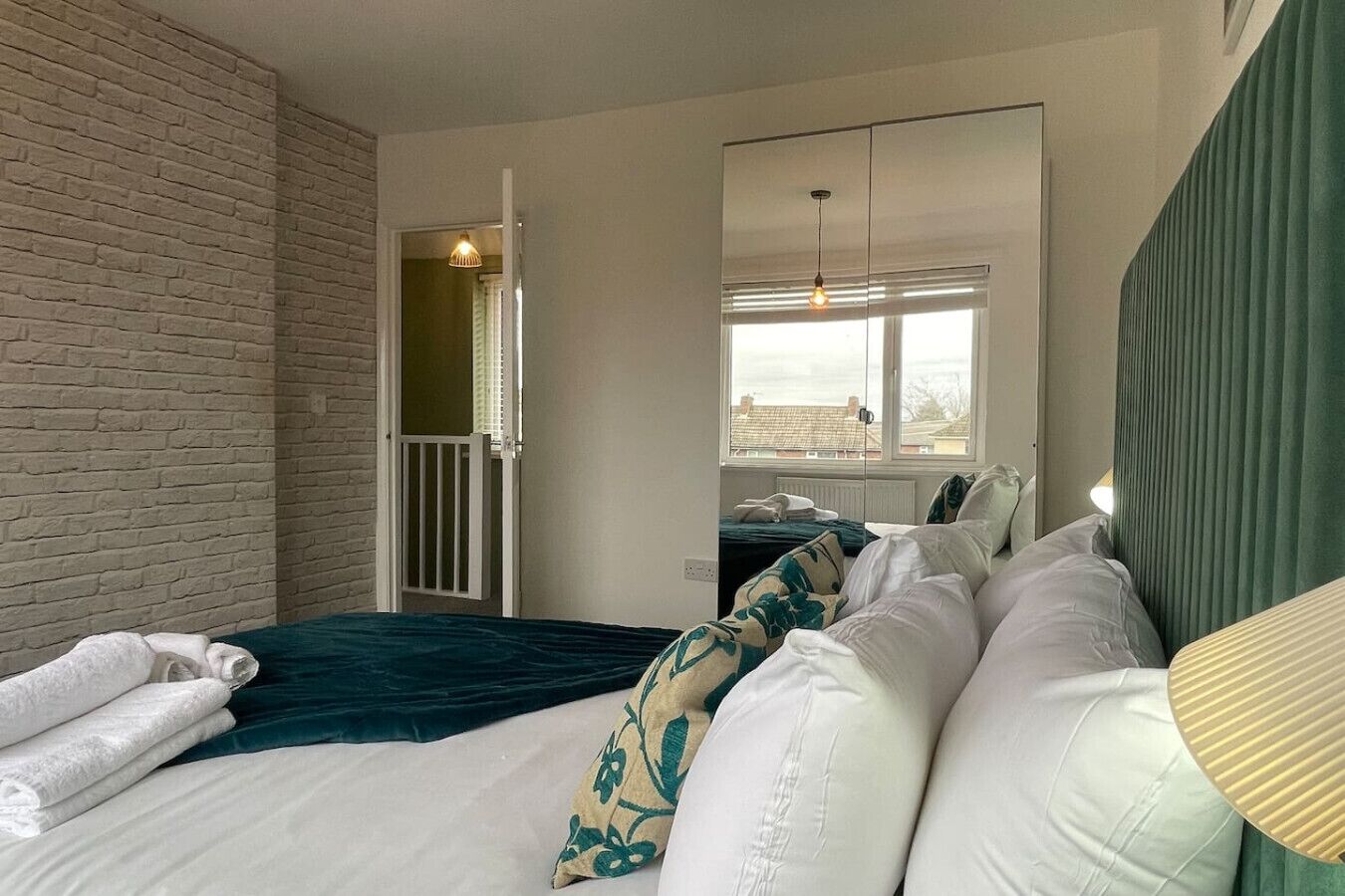 1 bedroom, iron/ironing board, travel cot, WiFi