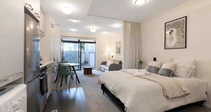 Mt Victoria Studio - Kitchen, Bath Tub, Sleeps 2