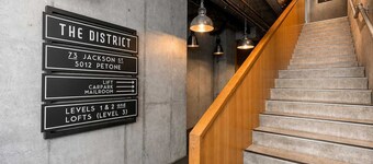 Petone Studio Stay | Balcony + Bath and Tub