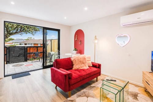 Peaceful Stay | Near CBD & Queensgate