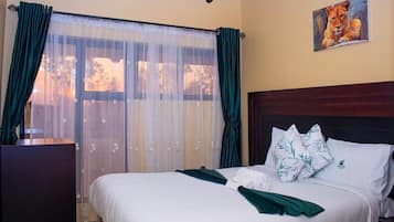 9 habitaciones, wifi y ropa de cama