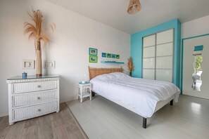 2 Schlafzimmer, Bügeleisen/Bügelbrett