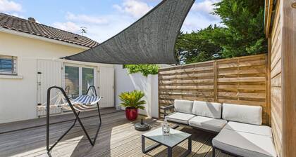 200m from the beach – Large terrace for 4