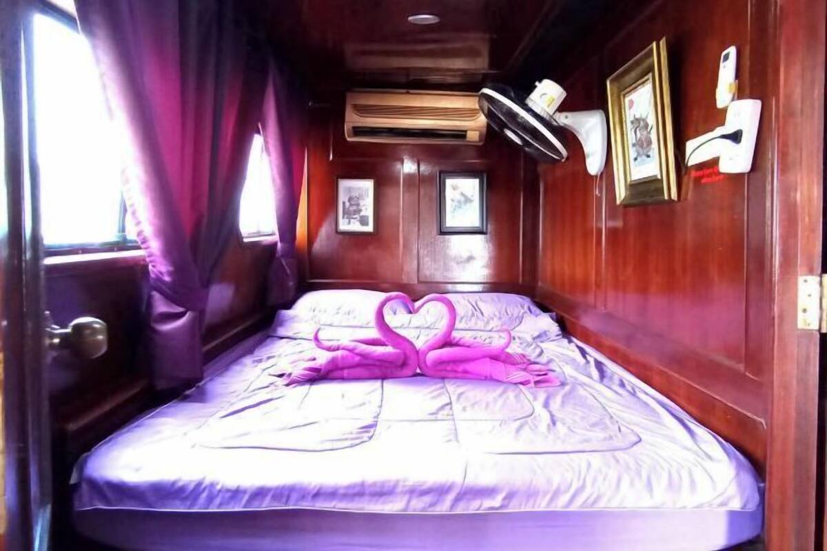 1 bedroom, iron/ironing board, free WiFi