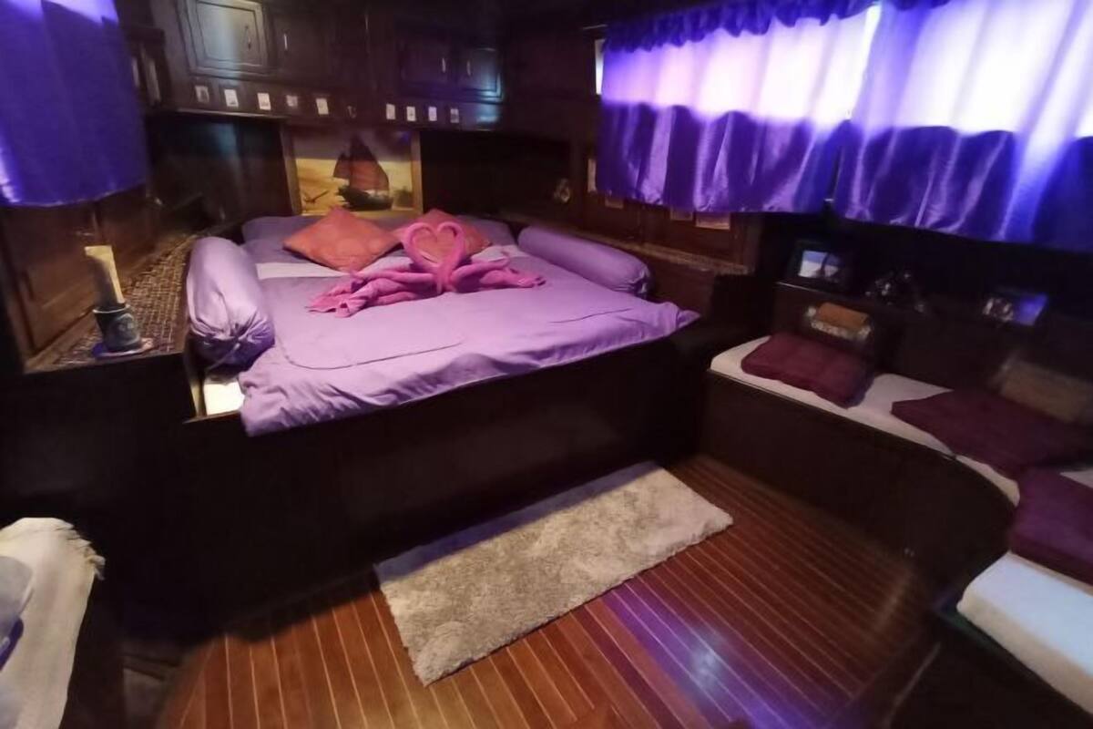 1 bedroom, iron/ironing board, free WiFi