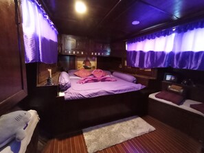 1 slaapkamer, een strijkplank/strijkijzer, gratis wifi