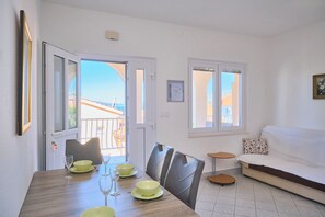 Dining - Apartment Meri #1 by Litto (Basinci)