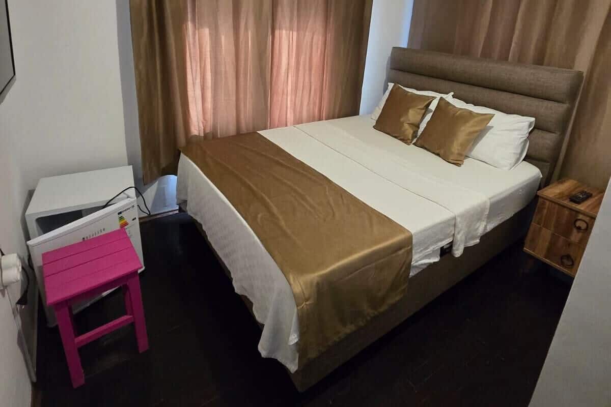 Suite clásica | 1 habitación, cortinas blackout, insonorización y wifi gratis