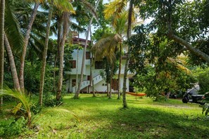 Exterior - Tropical Paradise polhena ~Family Retreat (Matara)