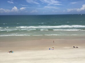 Beach nearby - A BIT OF PARADISE-OCEANVIEW 2/2, GREAT RATES, POOL SP/2E (Daytona Beach)