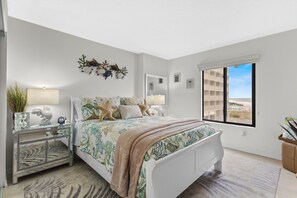 2 室のベッドルーム、WiFi (無料)、ベッドシーツ