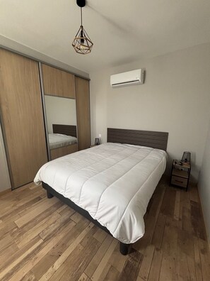 2 bedrooms, iron/ironing board, WiFi, bed sheets - In Provence Mas completely renovated in 2025 with air conditioning (Courthézon)