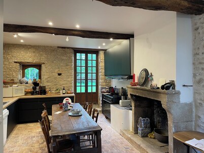 A delightful country house for children, parents and grandparents!