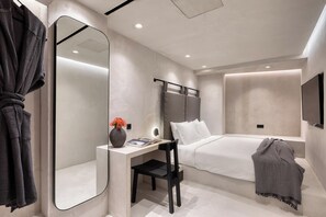 3 slaapkamers, een strijkplank/strijkijzer, wifi, beddengoed