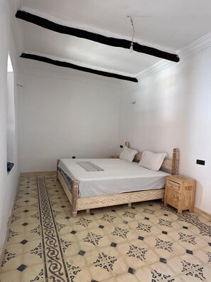 2 bedrooms, travel crib, free WiFi, bed sheets - RIAD BERBERE (Tahannaout)