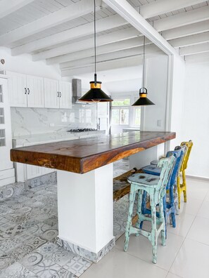 Private kitchen - In Di Woods House (San Andrés)