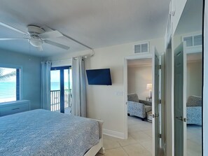 2 bedrooms, internet, bed sheets