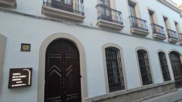 Fachada de la propiedad