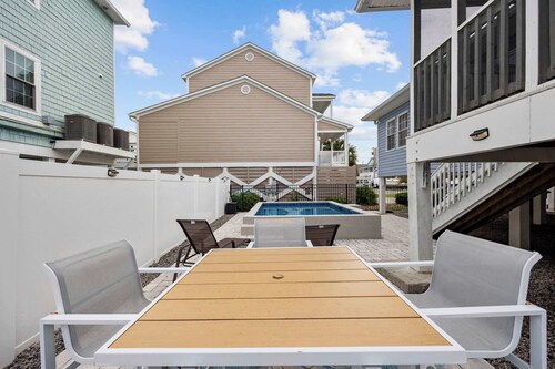 Family-Friendly House with Pool, Steps from the Sand!