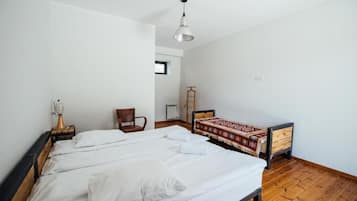 Camera Standard con letto matrimoniale o 2 letti singoli | Biancheria da letto di alta qualità, materassi Select Comfort