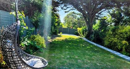 Charming family home in the heart of Sanderstead.