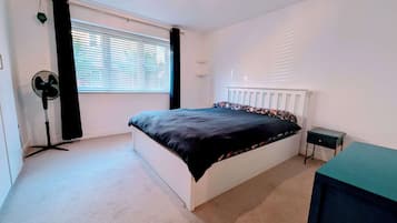 1 bedroom, iron/ironing board, Internet, bed sheets