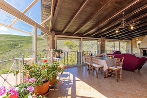 Villa Standard, plusieurs chambres (Villa Falcone) | Restauration