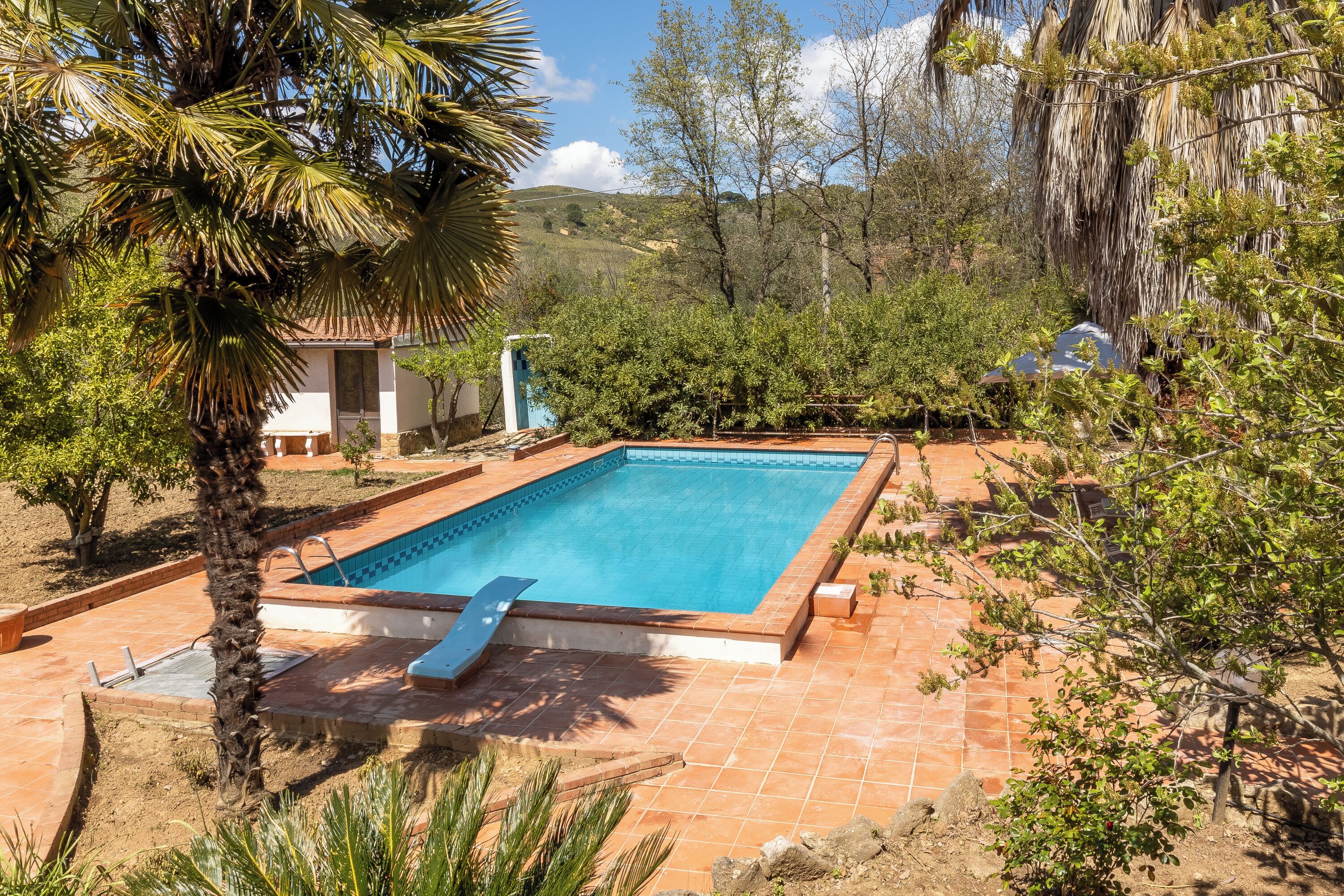 Außenpool (je nach Saison geöffnet)