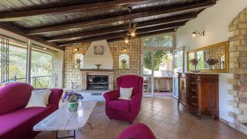 21-inch Smart TV with cable channels, fireplace