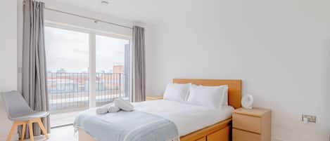 1 chambre, fer et planche Ă repasser, Wi-Fi, draps fournis