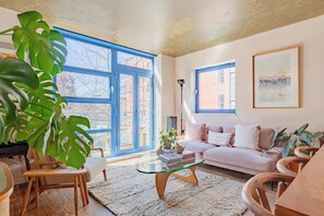 Imagen sin descripción, 4 de 27, botón