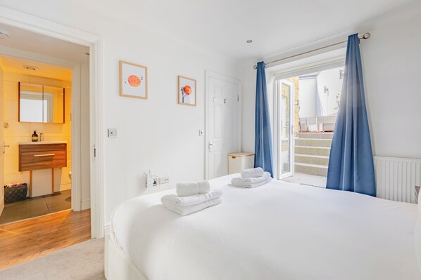2 Schlafzimmer, Bügeleisen/Bügelbrett, Internetzugang, Bettwäsche