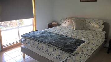 3 bedrooms, iron/ironing board