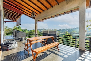 Deluxe Double Room | Terrace/patio