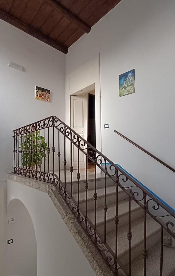 House, 3 Bedrooms | Interior - The Arpino Suite - Vacation Rental by Owner (Arpino)