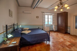 House, 3 Bedrooms | 3 bedrooms - The Arpino Suite - Vacation Rental by Owner (Arpino)