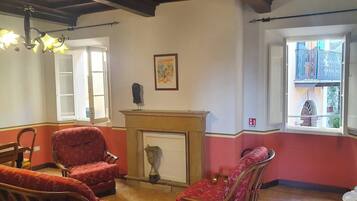 House, 3 Bedrooms | Interior