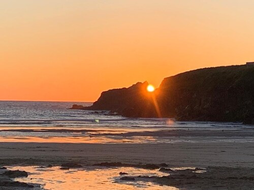 Charming Bed and Breakfast - Demelza Cottage