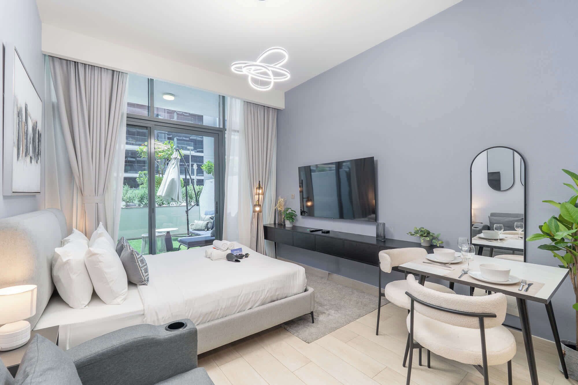 Bügeleisen/Bügelbrett, WLAN, Bettwäsche