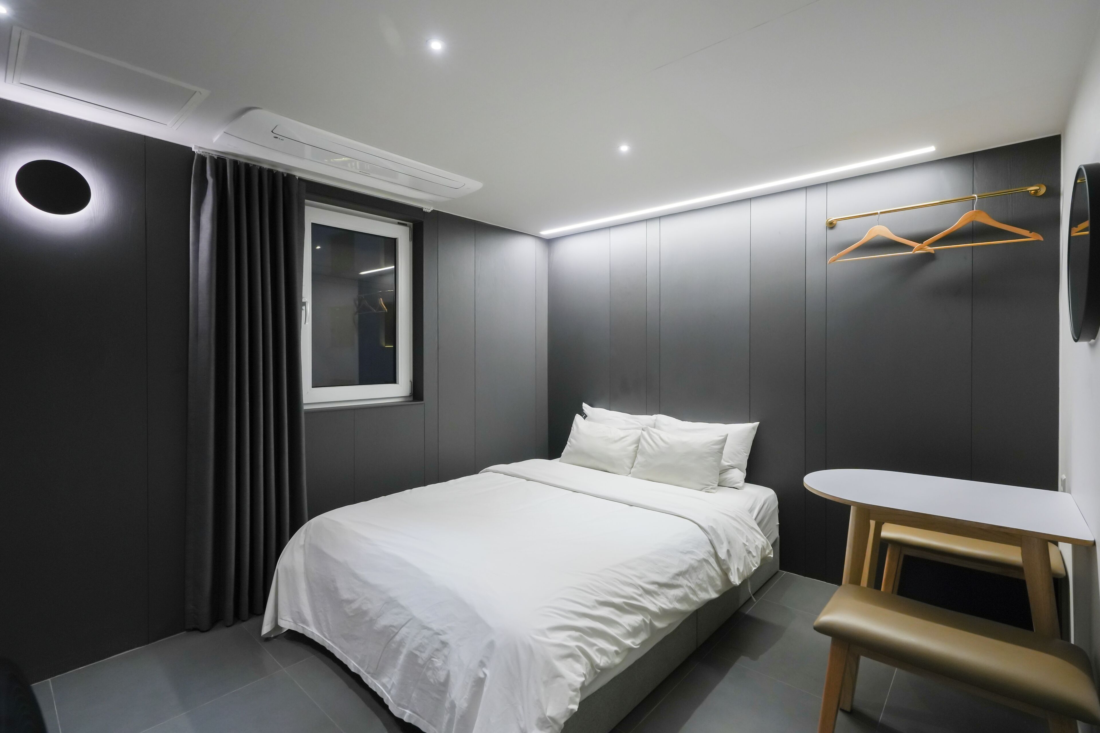 Foto - Yeongdeungpo HOTEL HOME  (6 Free OTTs • Smart TV • Wi-Fi in All Rooms)